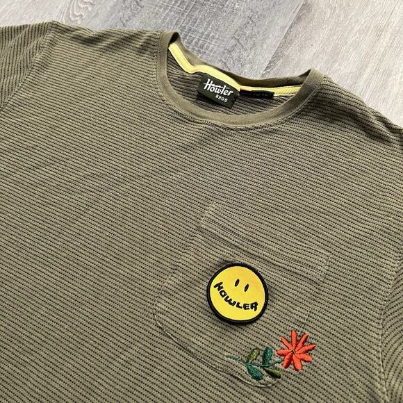 Howler Bros Smiley Patch Pocket Tee Olive Green Stripe 100% Cotton Knit Medium - Picture 3 of 5